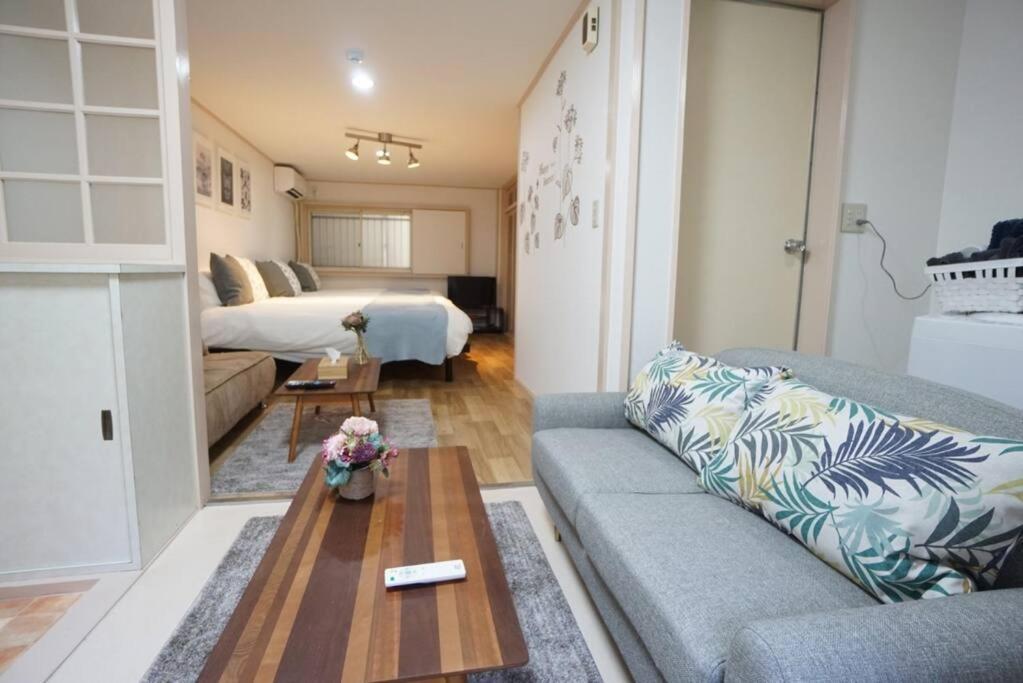 Apartment House White Mansion 201 Osaka Dış mekan fotoğraf